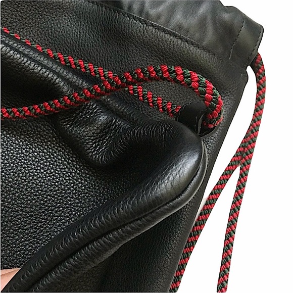 Gucci Black Leather Drawstring Backpack Bag - Picture 6 of 9